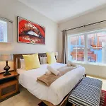 Trendy Home In Heart Of City Heritage, Mtn Views